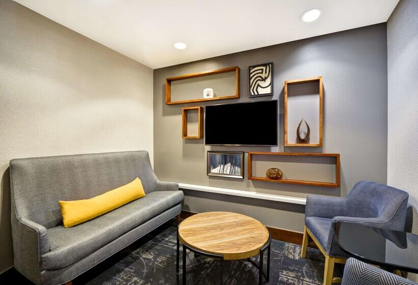 Отель Hyatt Place Columbus Worthington