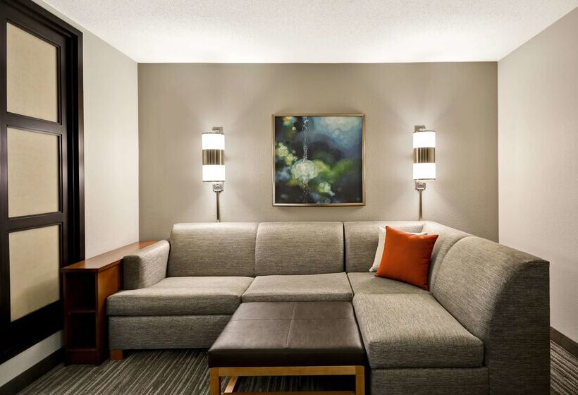 Отель Hyatt Place Columbus Worthington