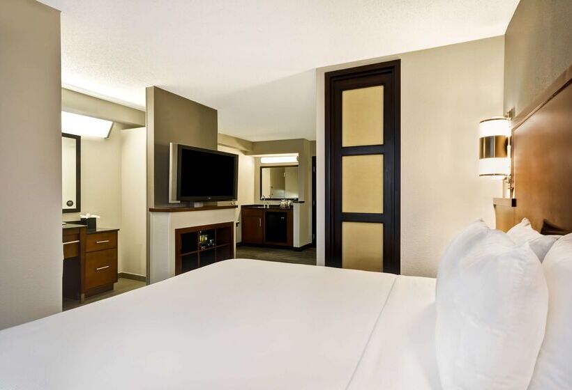 Отель Hyatt Place Columbus Worthington