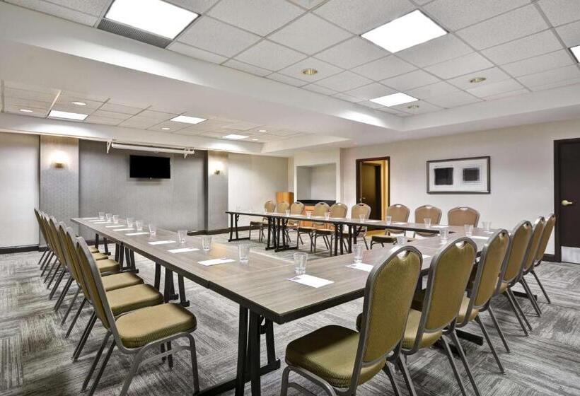 Отель Hyatt Place Columbus Worthington