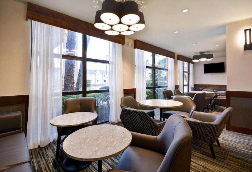 Отель Hyatt Place Columbus Worthington