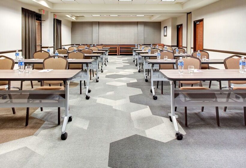 فندق Hyatt Place Lakeland Center