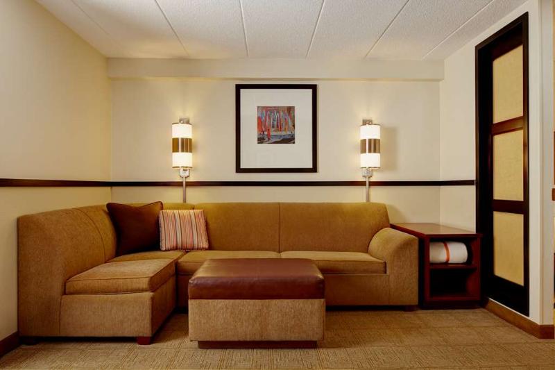 Tulsa South Medical Hotel & Suites