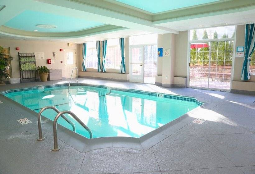 فندق Inn At Middletown