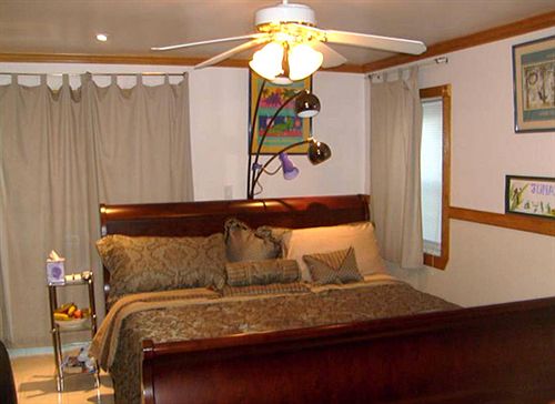 Jersey City Bed & Breakfast