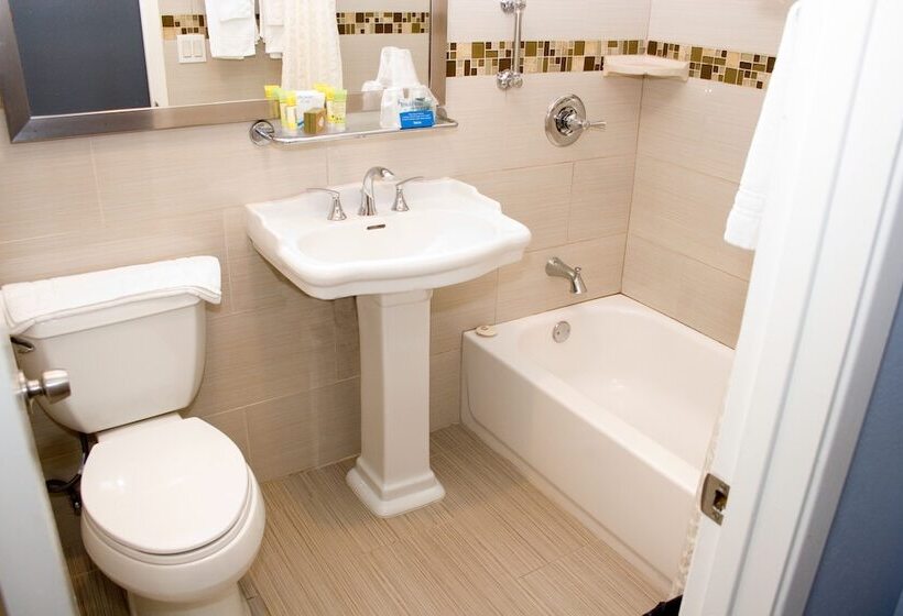 호텔 Keefers Inn King City