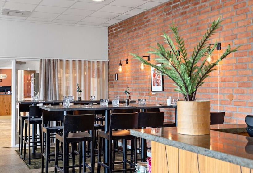 L Falköping, Sure Hotel Collection By Best Western