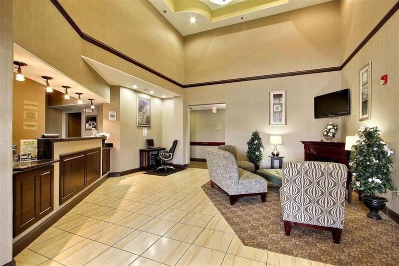 هتل Magnolia Inn And Suites Pooler