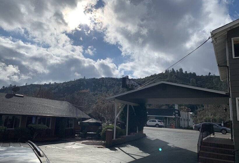 בית מלון כפרי Mariposa Lodge