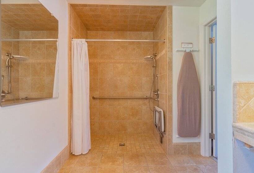 בית מלון כפרי Mariposa Lodge