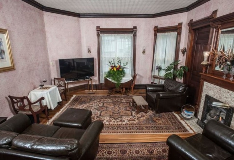 فندق Market Street Inn