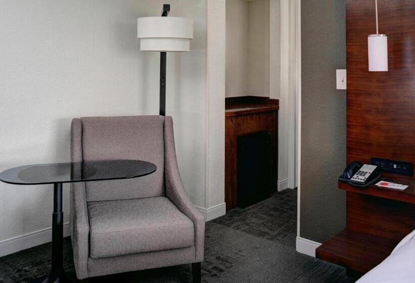 فندق Marriott East Lansing At University Place