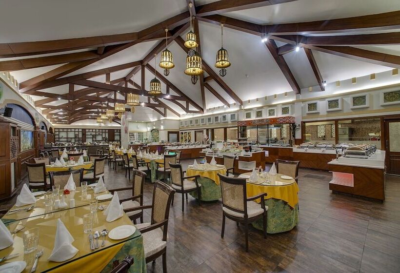 酒店 Mayfair Spa Resort & Casino