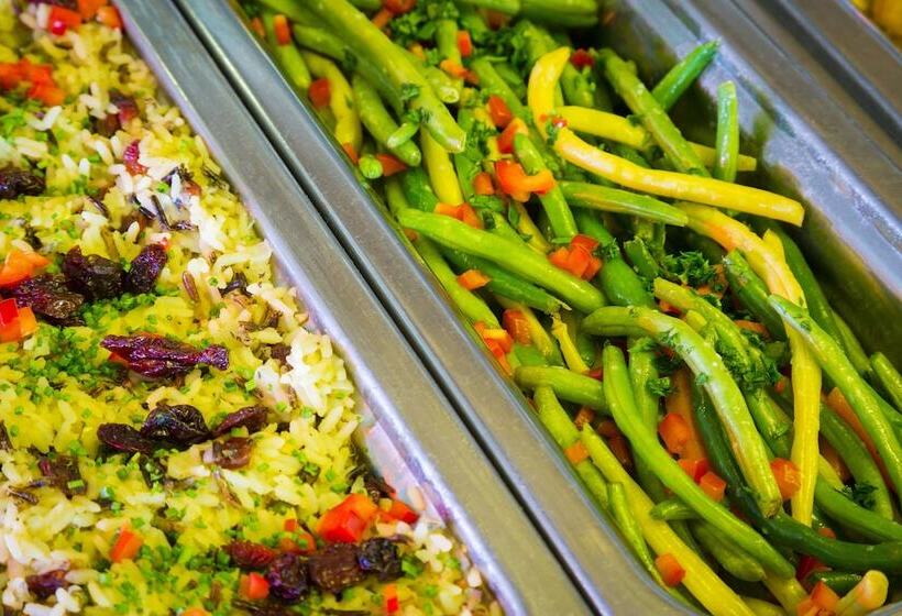 Nationwide Hotel And Conference Center