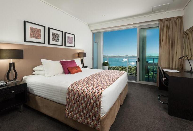 ホテル On Devonport