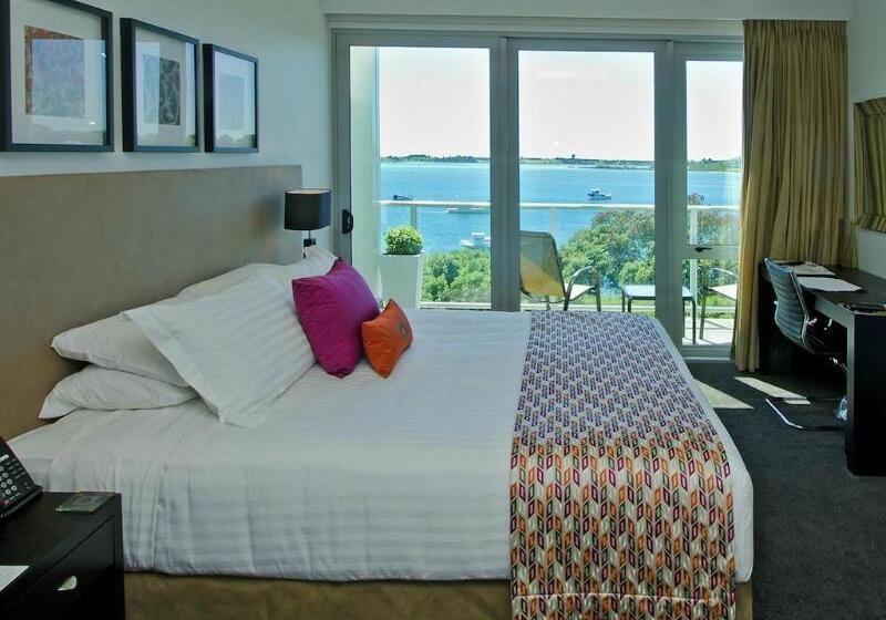 ホテル On Devonport