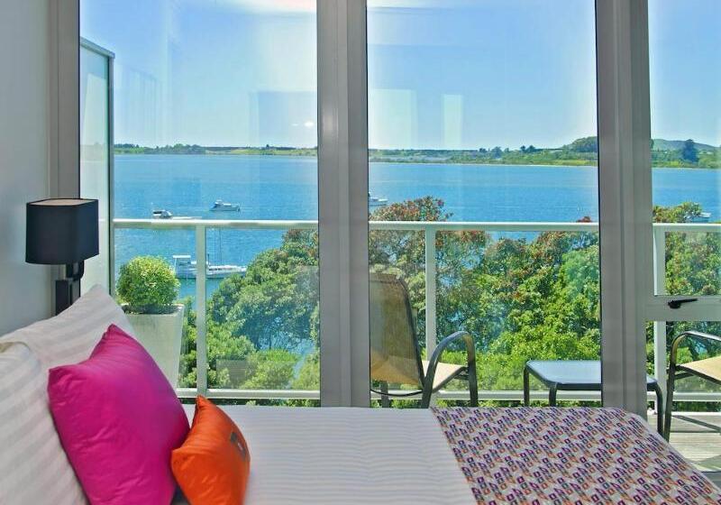 ホテル On Devonport