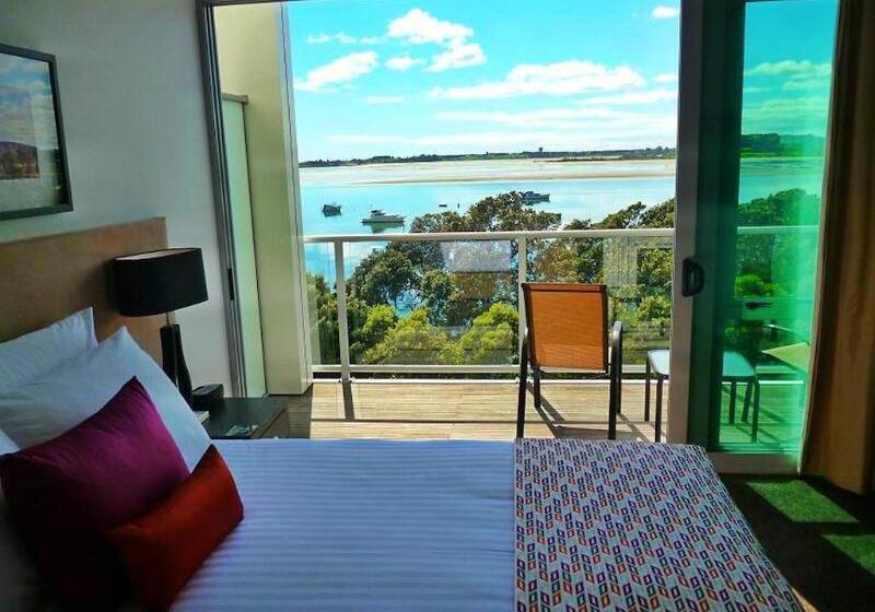 ホテル On Devonport