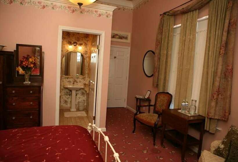 فندق Pescadero Creek Inn