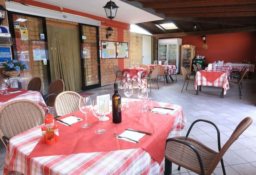 בית מלון כפרי Pompei