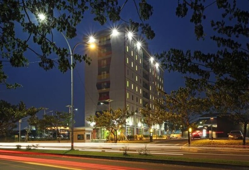 Pop! Hotel Bsd City Tangerang