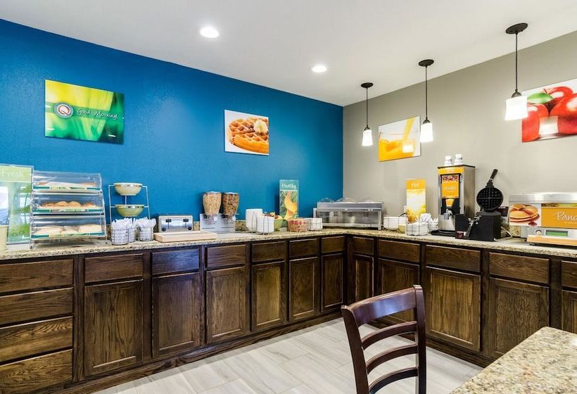 فندق Quality Inn