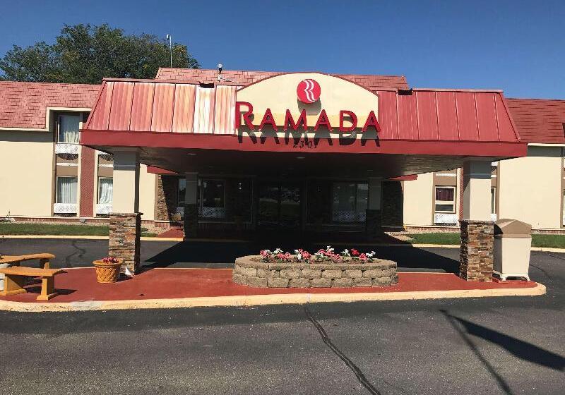 فندق Ramada By Wyndham Albert Lea