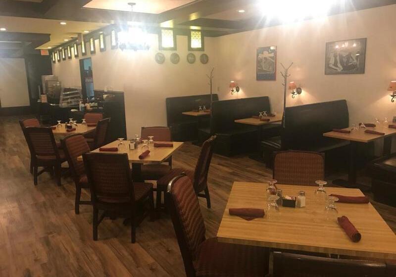 فندق Ramada By Wyndham Albert Lea