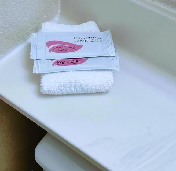 فندق Ramada By Wyndham Albert Lea