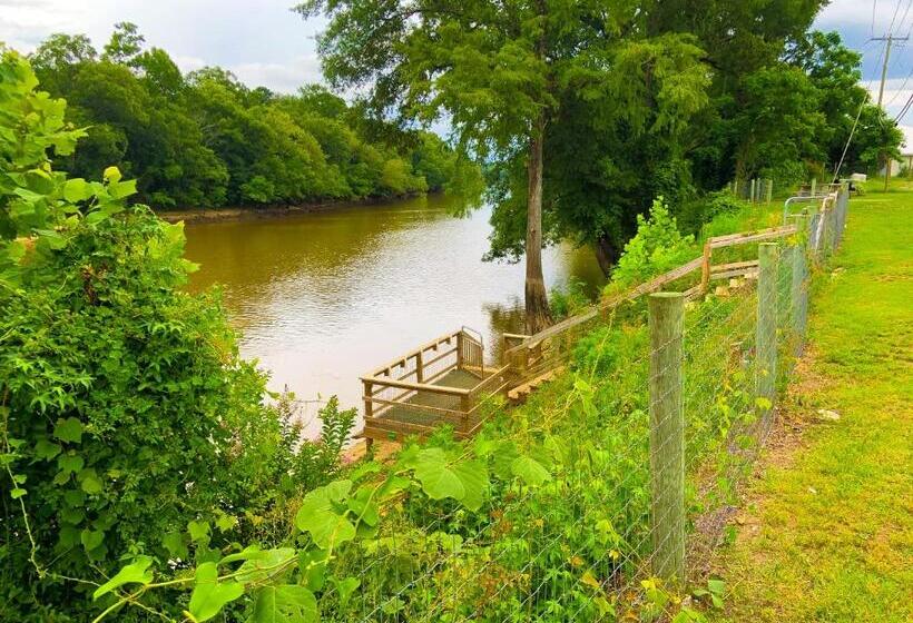 فندق Red Carpet Inn Kinston