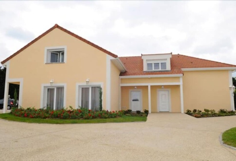 Отель Residence Hôteliere La Cerisaie