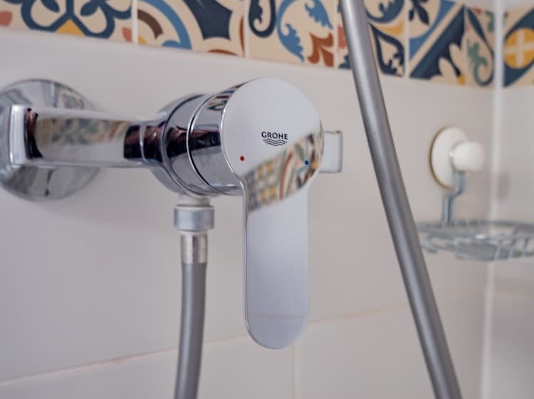 ホテル Restaurant La Chaumiere Les Mureaux   Flins