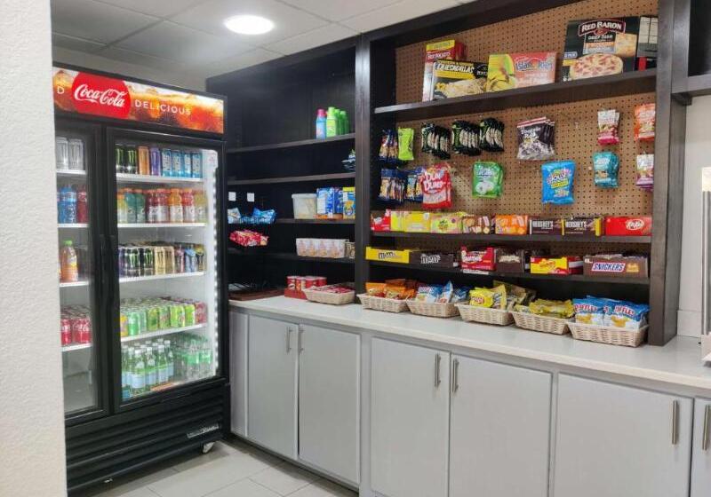 בית מלון כפרי Best Western Atlanta Cumberland Galleria