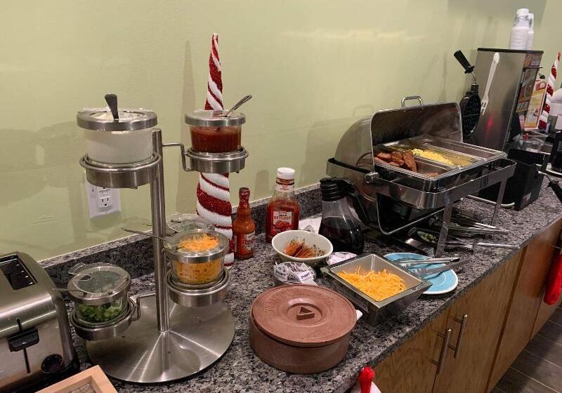 ホテル Seven Hills Suites