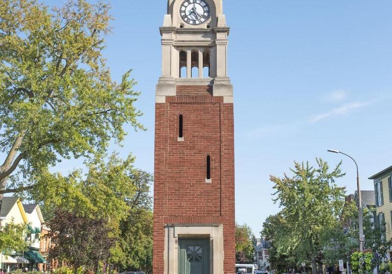 Отель The Shaw Club