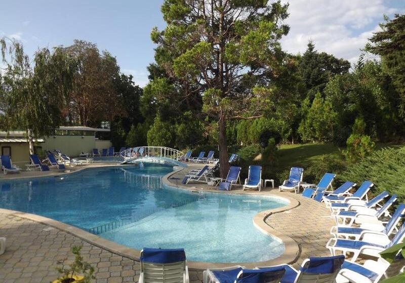 호텔 Silver All Inclusive, Free Parking