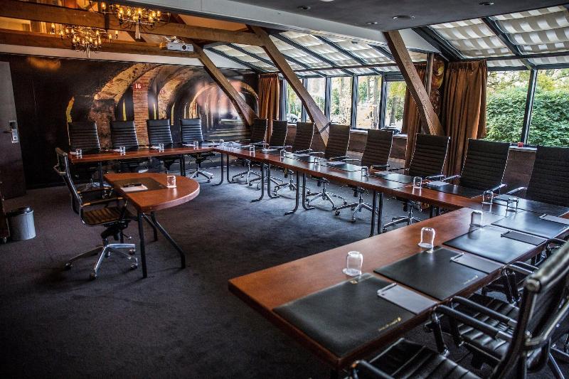 Отель & Spa Savarin   Rijswijk, The Hague