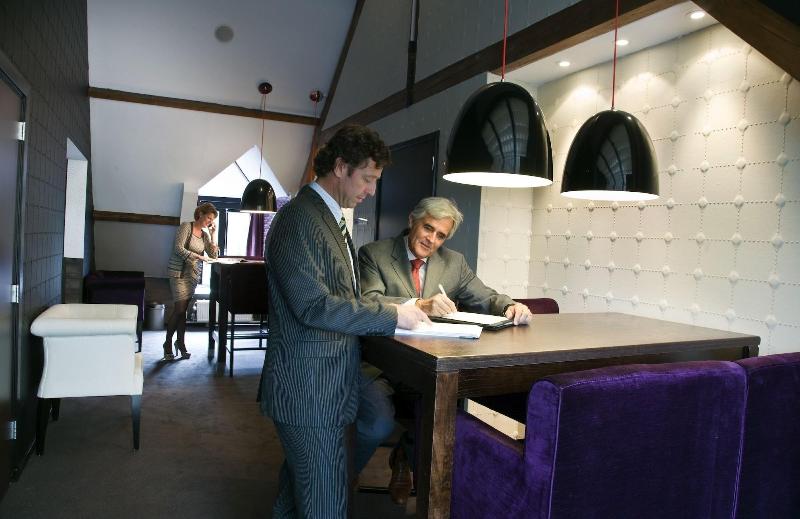 Отель & Spa Savarin   Rijswijk, The Hague