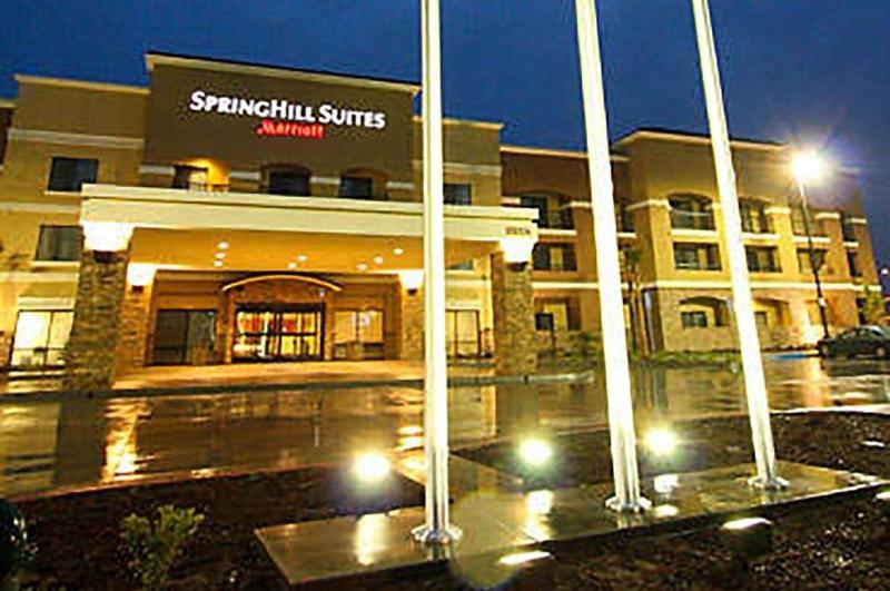 فندق Springhill Suites By Marriott Madera