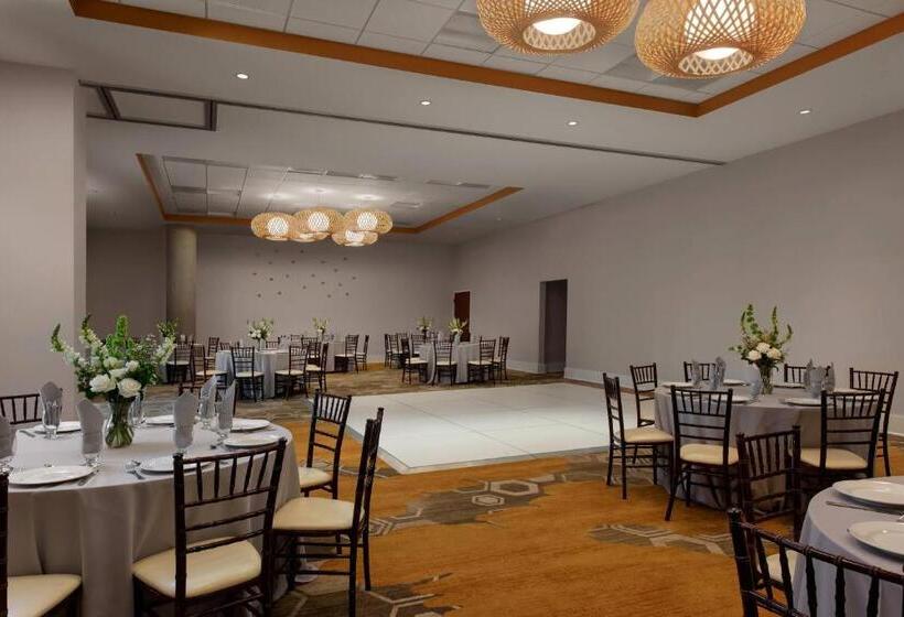 فندق Springhill Suites By Marriott Oceanside Beach