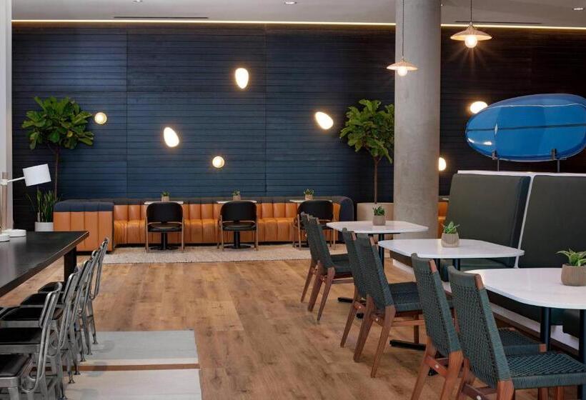 فندق Springhill Suites By Marriott Oceanside Beach