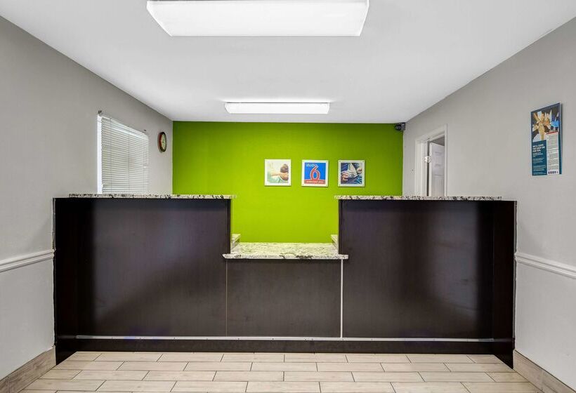 فندق Studio 6atlanta, Ga  Chamblee