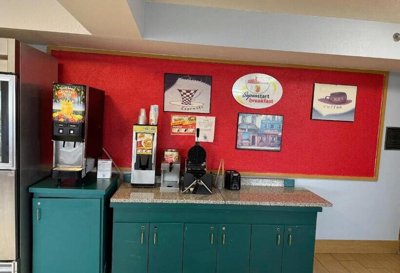 فندق Super 8 By Wyndham Blytheville