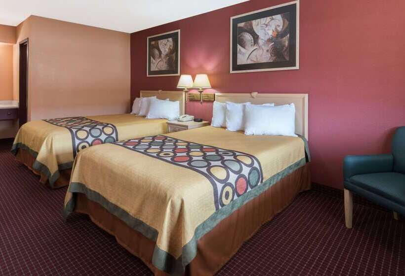 فندق Super 8 By Wyndham Strongsville/cleveland