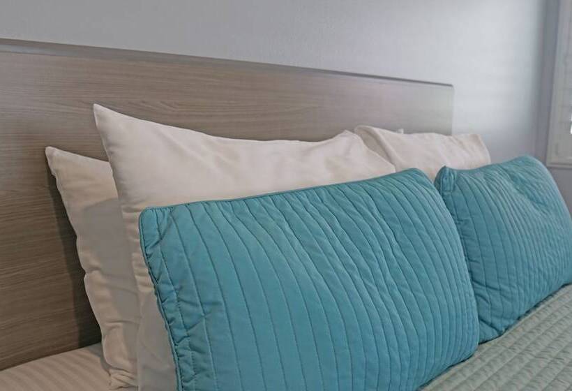 فندق Surf City Inn