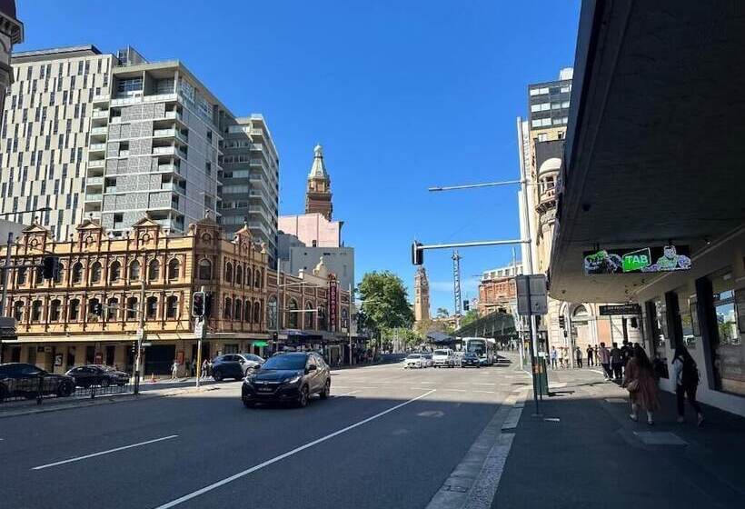 هتل Sydney Riseon