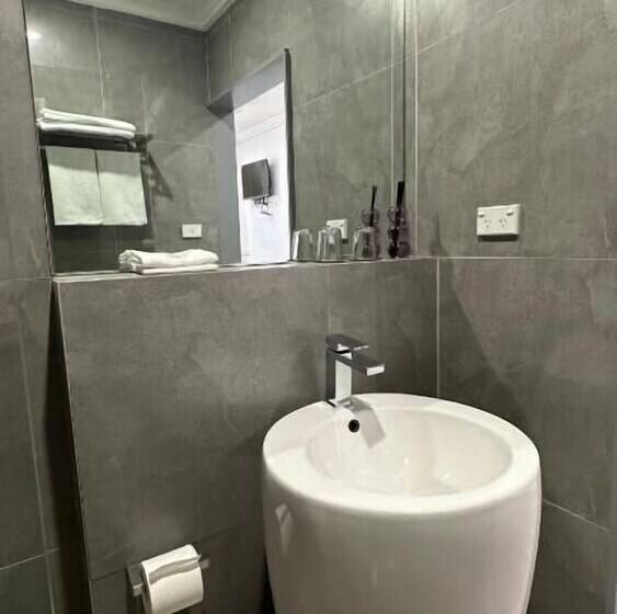 هتل Sydney Riseon