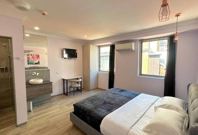 هتل Sydney Riseon