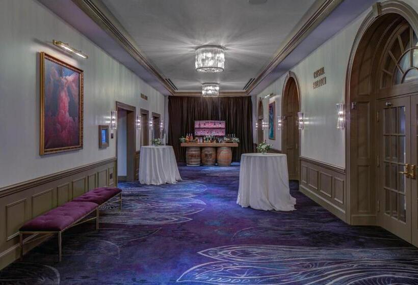 The Historic Cavalier Hotel And Beach Club Autograph Collection