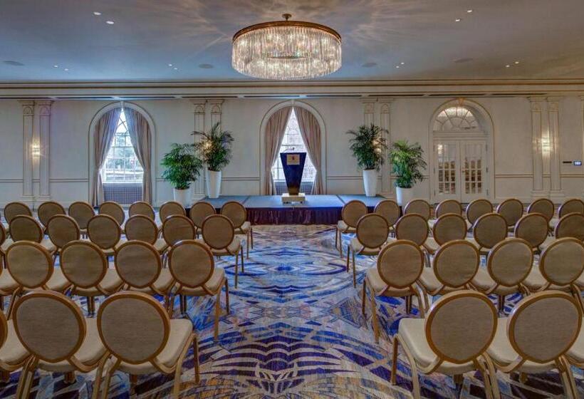 The Historic Cavalier Hotel And Beach Club Autograph Collection